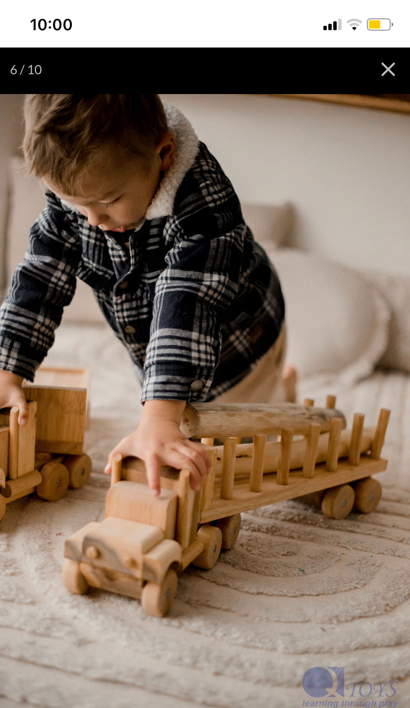 Wooden Log Truck