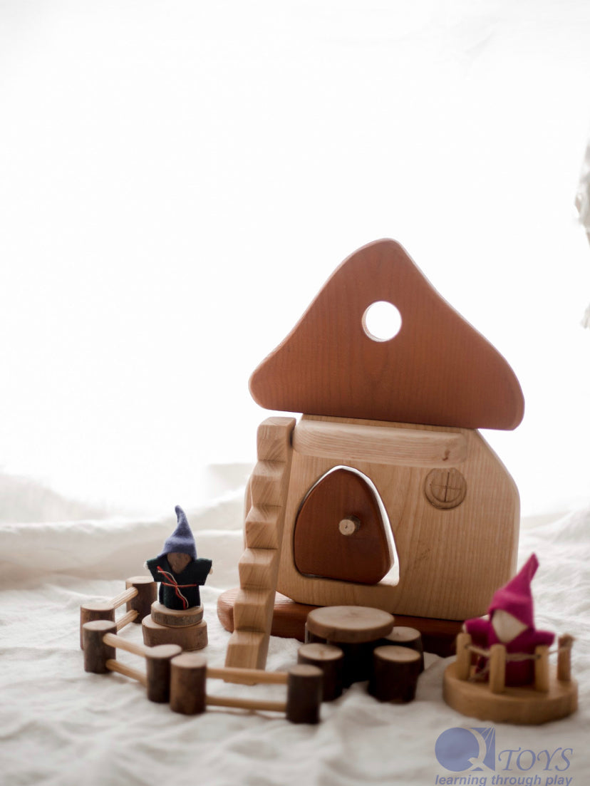 Mushroom House Play Set