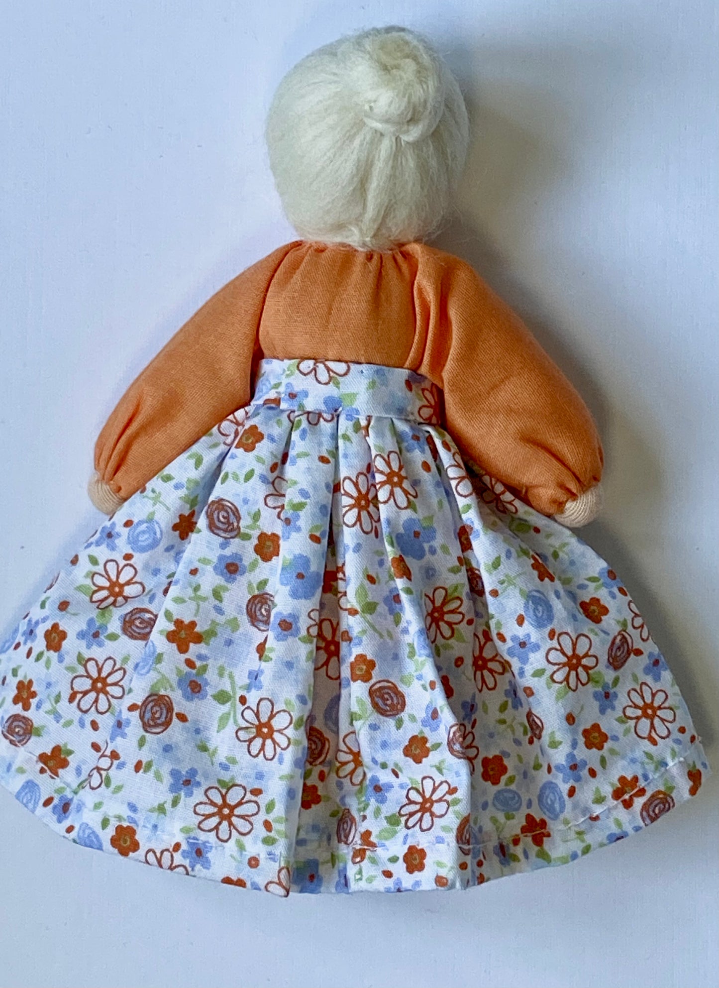 Evi Grandmother 14cm