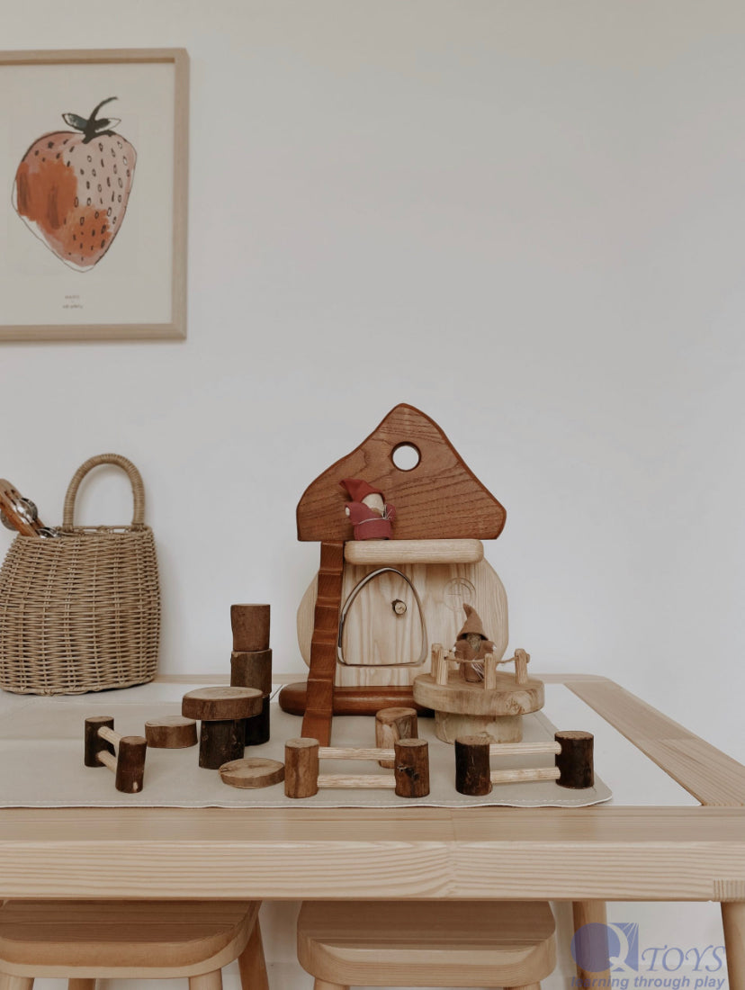 Mushroom House Play Set